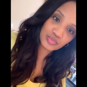 Meet your Posher, Jhosiely